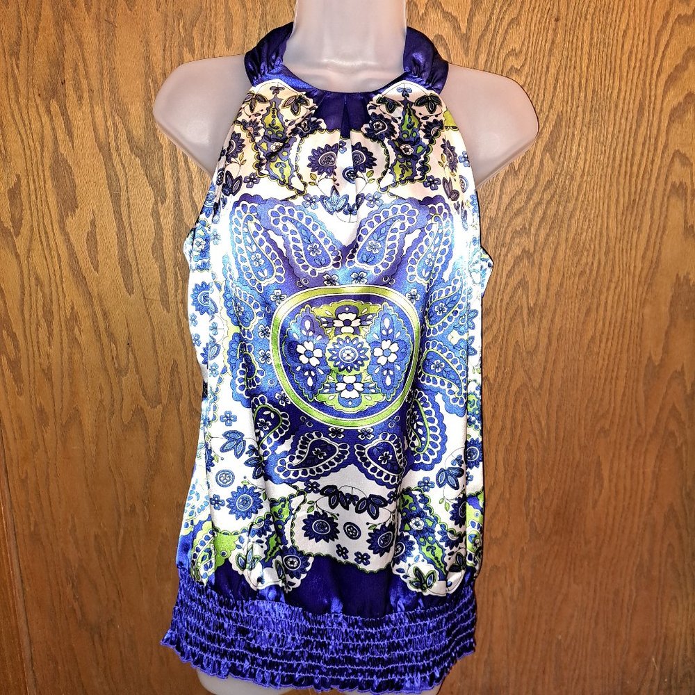 Studio Y Sleeveless Top With Paisley Print size Medium